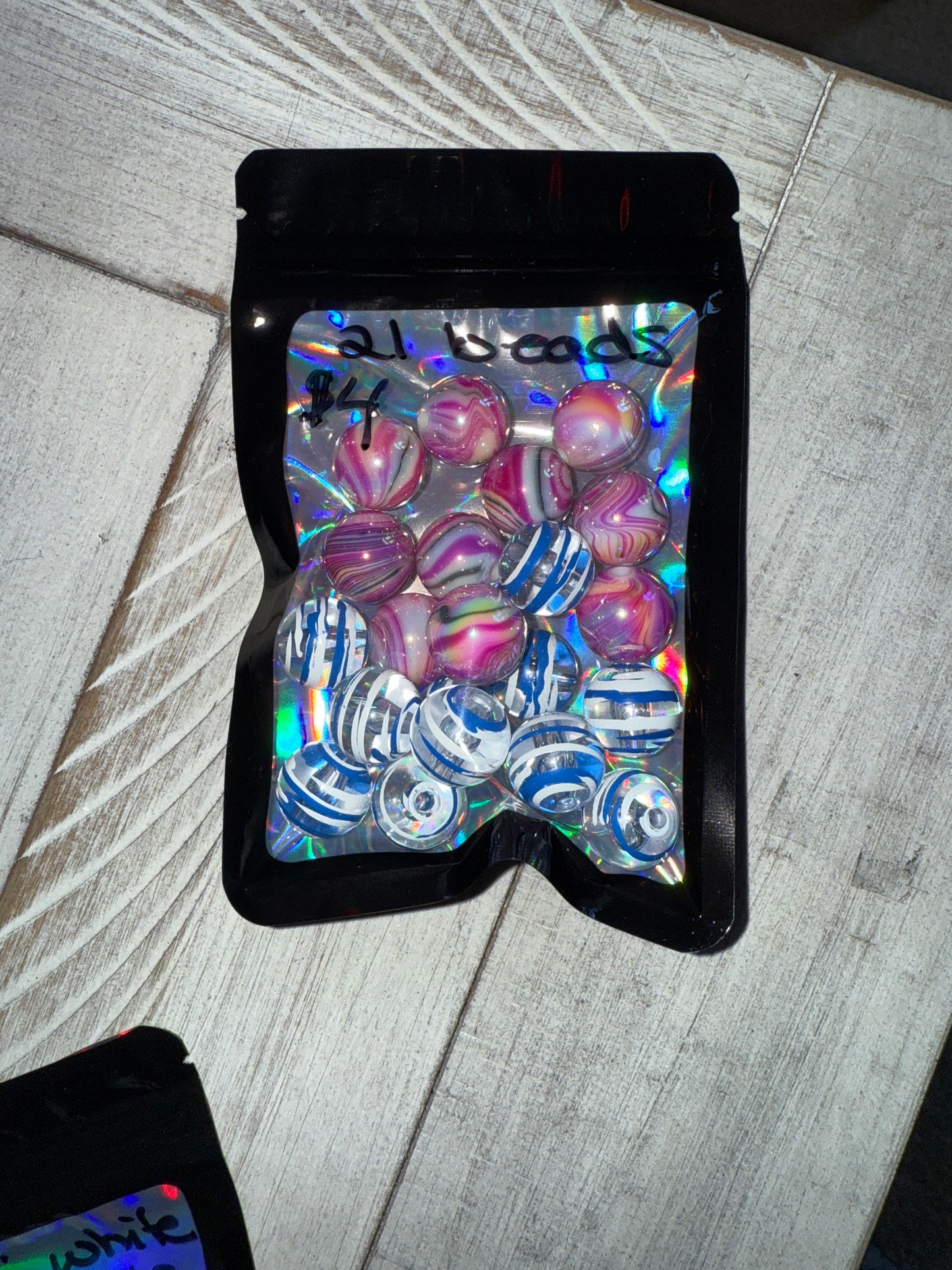 21 Pink and Blue Swirl Beads