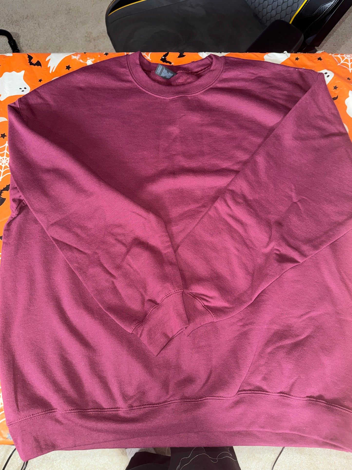 X-LARGE Maroon Gildan Crewneck - ADD DESIGN