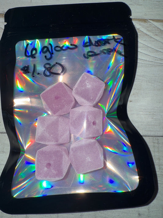 6pcs Glow in the Dark Beads