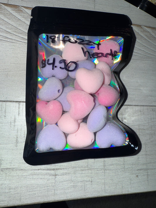 18pcs Fuzzy Heart Beads