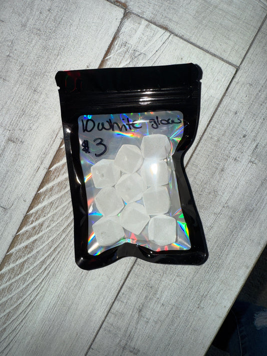 10pcs White Glow Beads